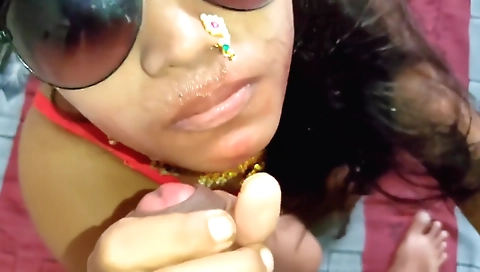 Bhabhi in indian saree sucks and gets deepthroat from cock