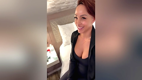 Indian pornstar is having a really exciting sex session
