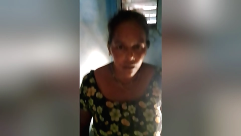 Tamil housewife gets fucked in the shower by her boyfriend