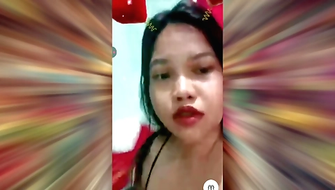 Tamil chick touches her pussy in amateur solo video