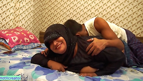 Indian amateur milf is having sex with a handsome man