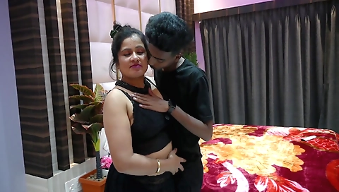 Indian brunette milf gets fucked hard in her pussy