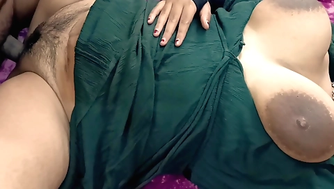 Indian stepbrother fucks his stepaunty in the outdoors