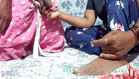 Indian dasi stepmom gets fucked in her sexy and sweet pussy