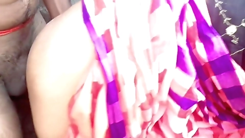 Amateur threesome in bathroom with couple of ladies