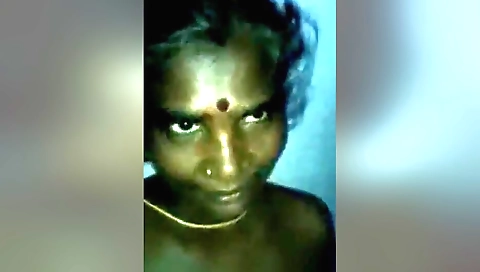 Tamil mature gets her pussy fucked in her husband's cock