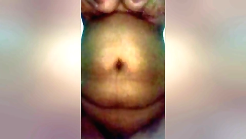Indian girl is doing a solo video with a nice face