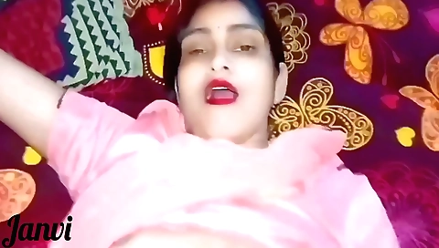 Girl with a nice body enjoys sex with her boyfriend