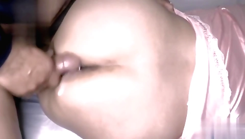 Sexy Indian woman is touching her sexy body in amateur video