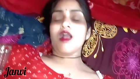 Indian brunette girl gets her husband's cock in her juicy twat