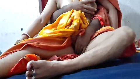 Indian brunette in a bikini gets her man cock deep