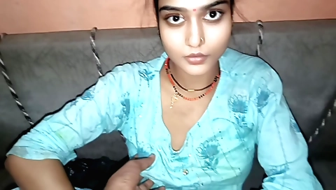 Indian babe enjoys being horny with herself and her lips