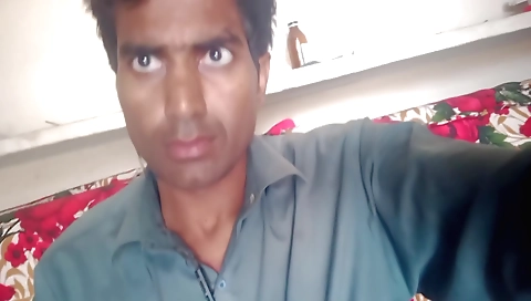 Indian teen enjoys the big cock and fucks her pussy