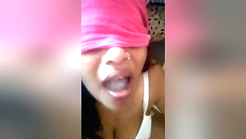 Indian teen with a juicy face gets her pussy fucked
