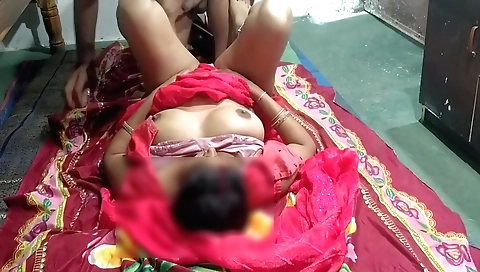 Big tit homemade teen babe fucked on the bed in hot video