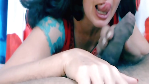 Indian teen plays with her tits and gets a cumshot