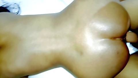 Indian amateur in a big booby bra gets fucked in her asshole