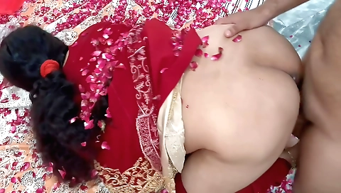 Indian girl gets on her knees and starts fucking in the kitchen