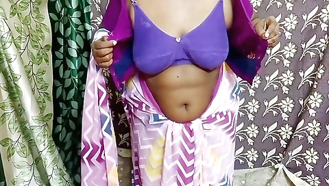 Indian whore fucks her husband and gets her husband money