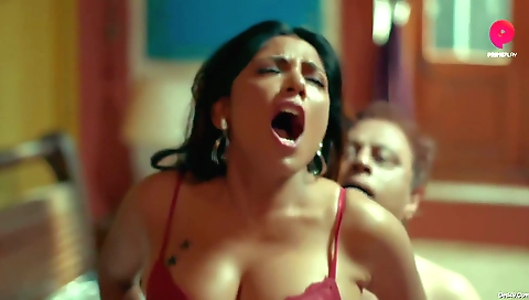 MILF pehredaar with huge tits and a big ass on the net