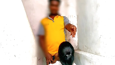 Indian amateur brunette girl with nice tits has sex