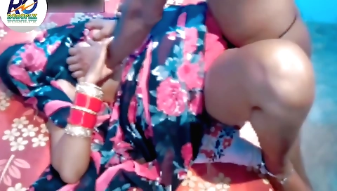 Indian girl in red saree gives a chance for some dick