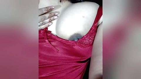 Indian girl fucked in her husband's room on camera
