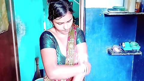 Indian brunette with a sexy body gets a deep massage