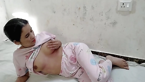 Indian girl naked in her bedroom after a solo porn