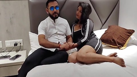 Very hot sex scene featuring a milf with a big boobie