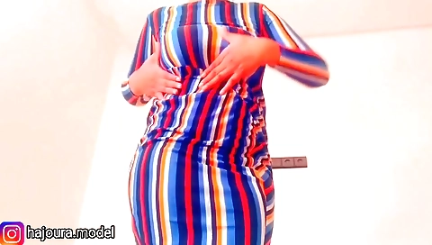 Indian hot solo scene showing her beautiful tits and a fat ass