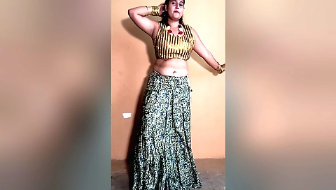 Indian nude dancing video with two big-titted babes
