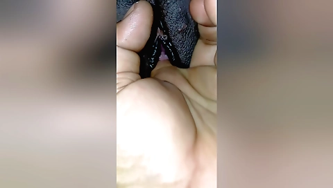 Indian teen 18+ gets her wet pussy fanned by her man