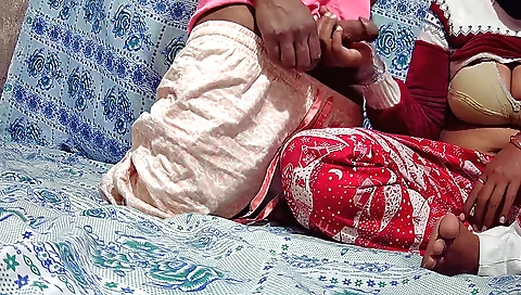 Indian big tits amateur sex with big boobs in the bedroom